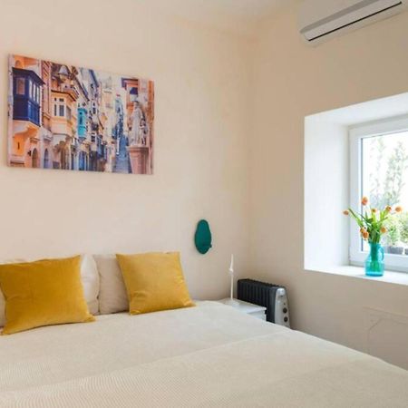 Authentic Gf Apartment With Terrace At The 3 Cities Marina Cospicua Εξωτερικό φωτογραφία