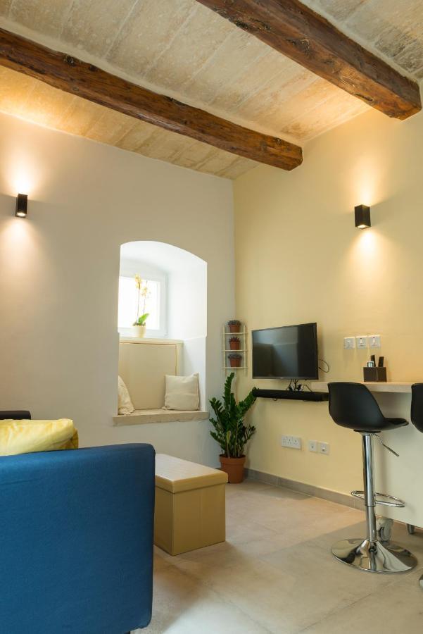 Authentic Gf Apartment With Terrace At The 3 Cities Marina Cospicua Εξωτερικό φωτογραφία