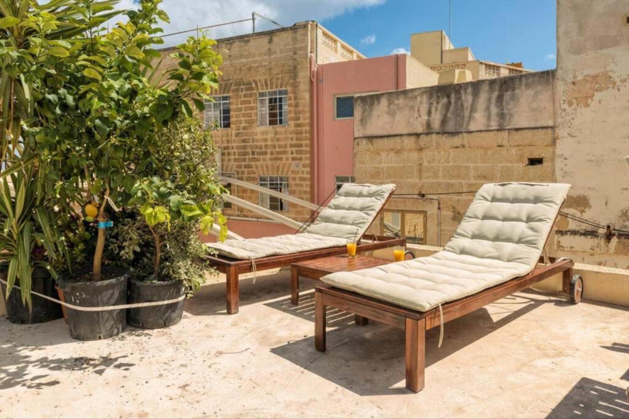 Authentic Gf Apartment With Terrace At The 3 Cities Marina Cospicua Εξωτερικό φωτογραφία