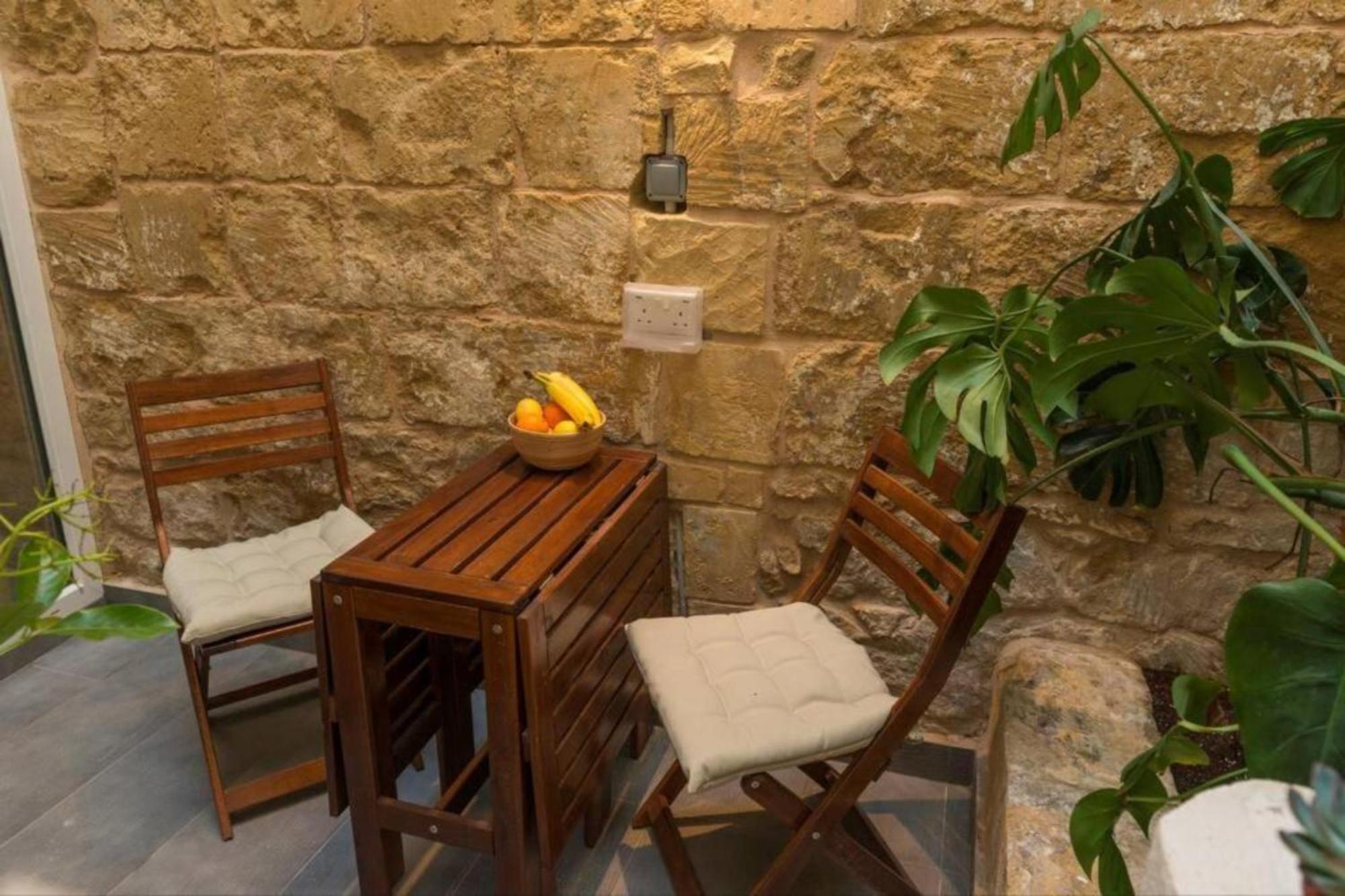 Authentic Gf Apartment With Terrace At The 3 Cities Marina Cospicua Εξωτερικό φωτογραφία