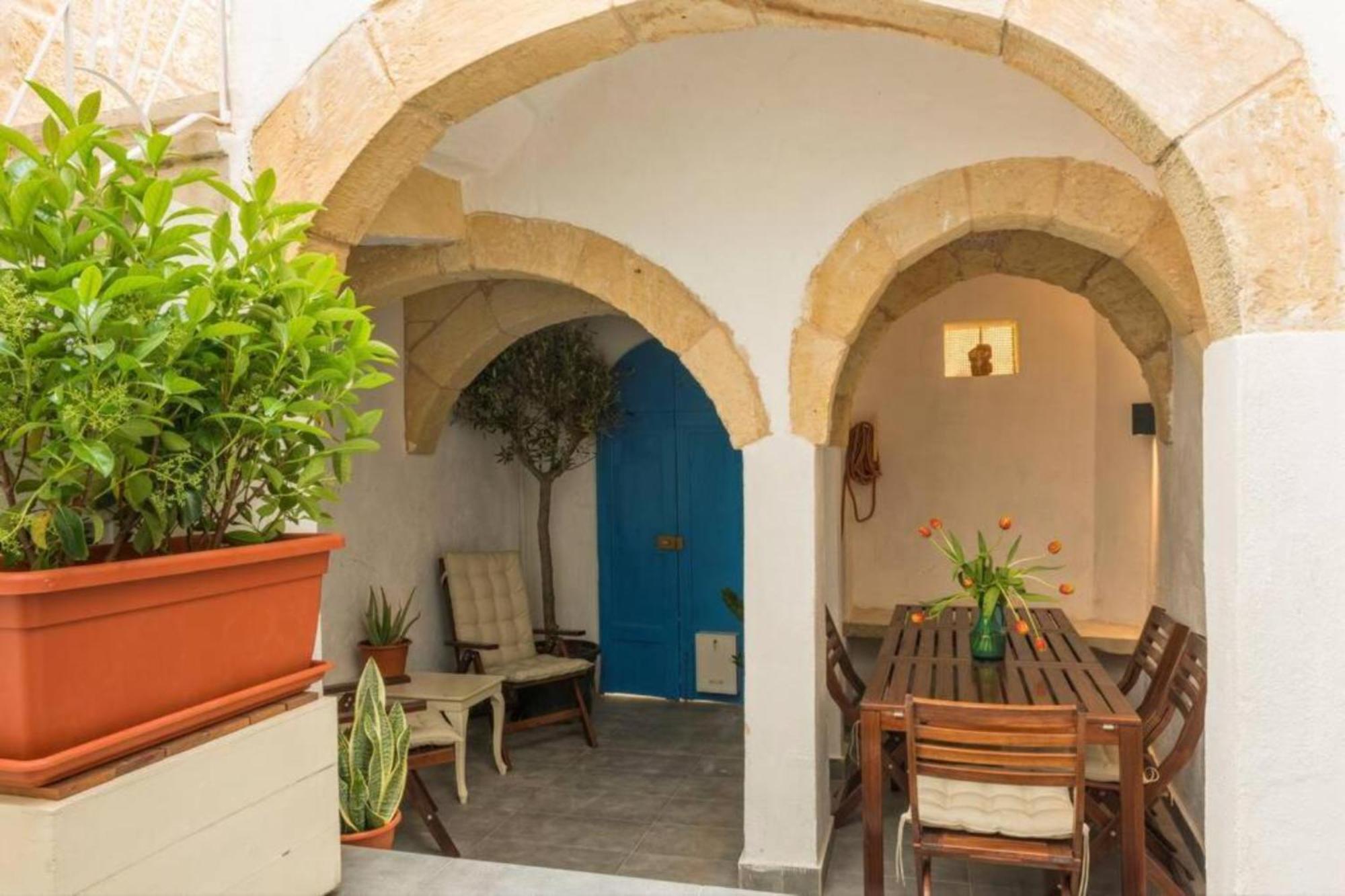 Authentic Gf Apartment With Terrace At The 3 Cities Marina Cospicua Εξωτερικό φωτογραφία