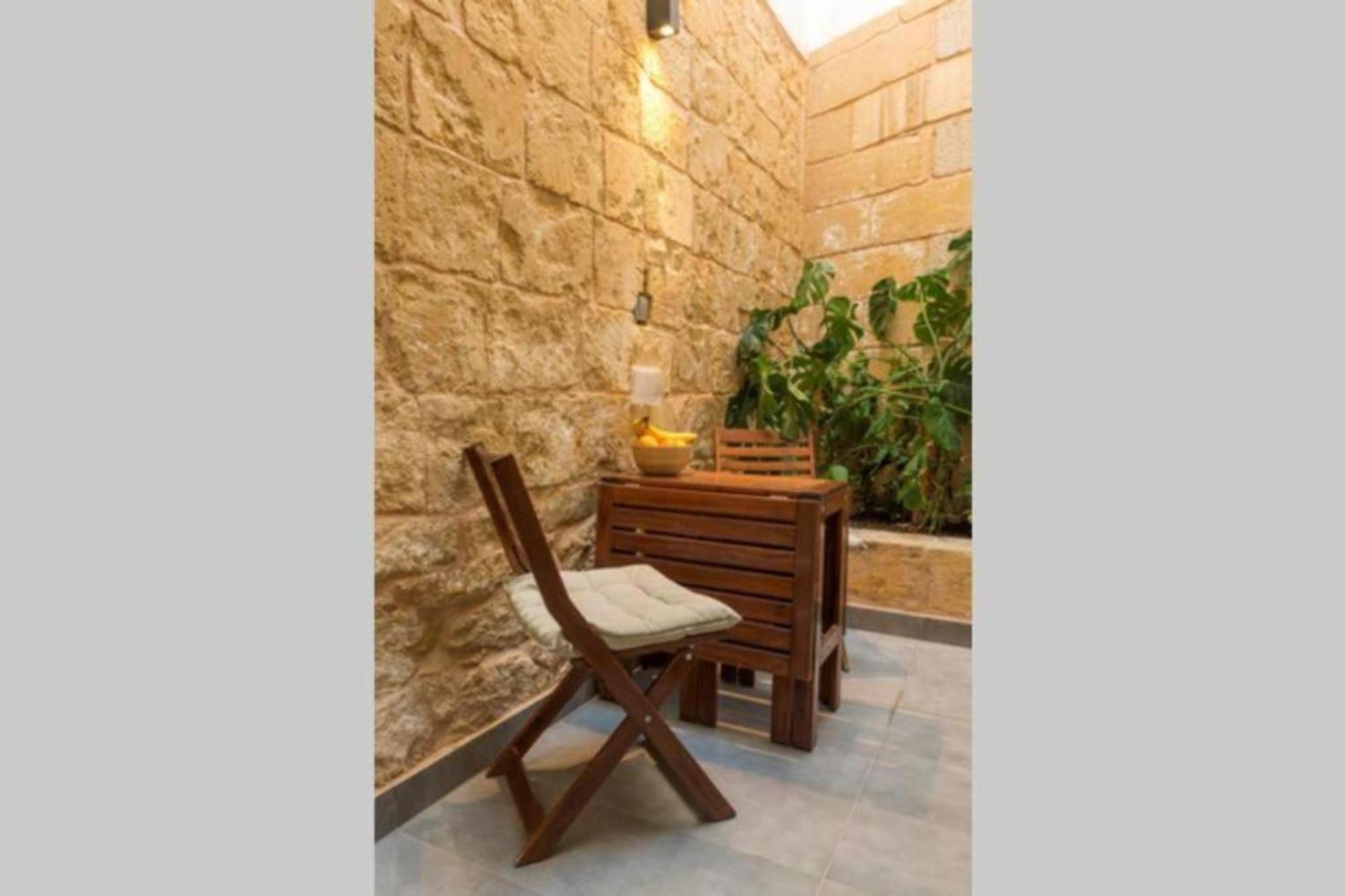 Authentic Gf Apartment With Terrace At The 3 Cities Marina Cospicua Εξωτερικό φωτογραφία